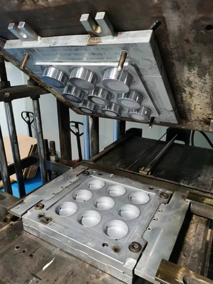 Sıvı silikon enjeksiyon kalıplama LSR Plastik CNC EDM Çoklu boşluk